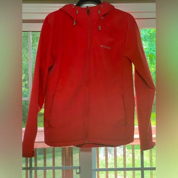 Women’s Columbia Omni wind block jacket - Picture 1 of 8